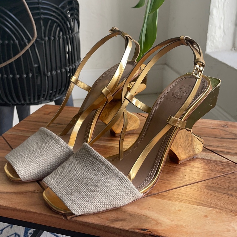 Tory Burch Curio Curve Heels
